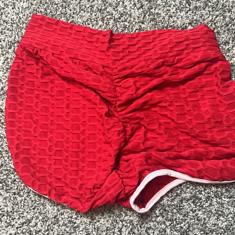 Shorts - Picture 2 of 2
